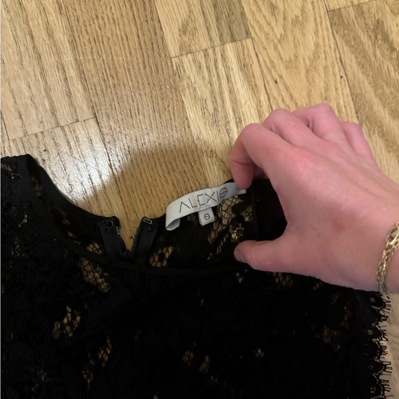 ALEXIS DRESS - Picture 2 of 3